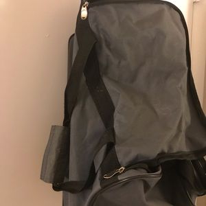 Rolling travel bag